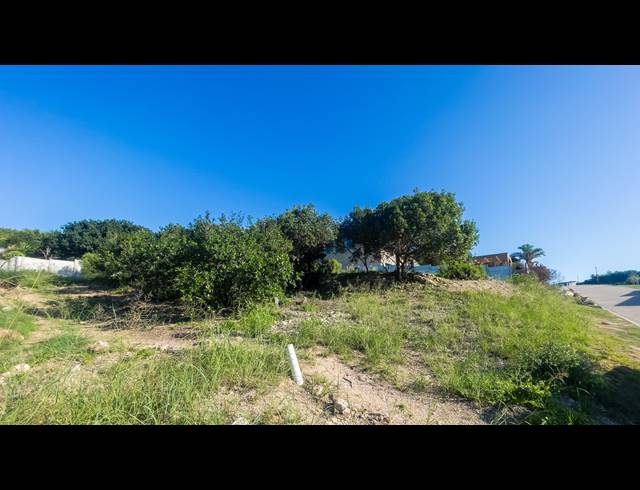 775M² VACANT LAND FOR SALE IN BERGSIG